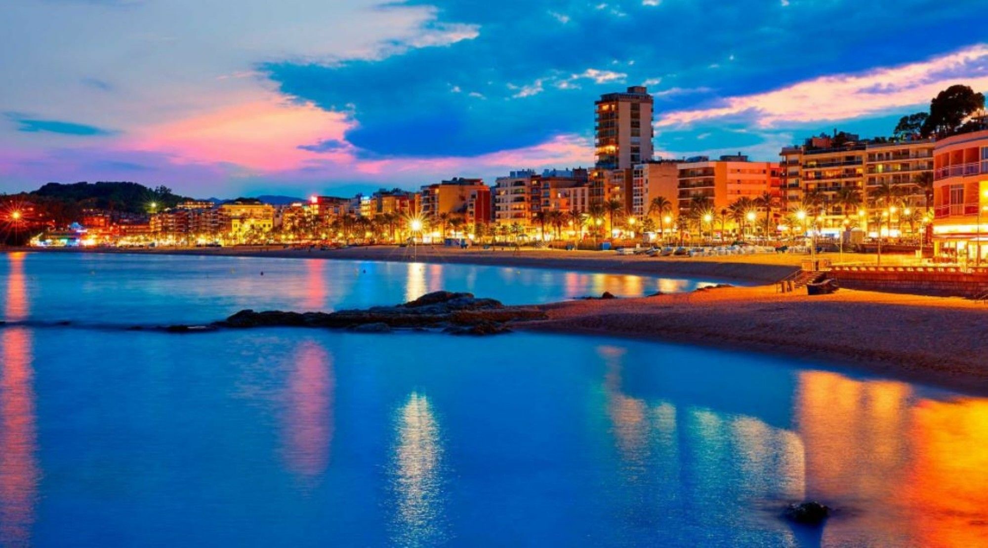 In - 104276 By Mo Lloret de Mar